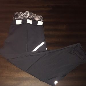 Lululemon Black crops
